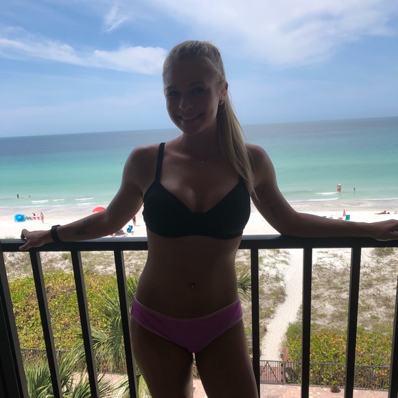 Meet your Posher, Hanna - Picture 3 of 5